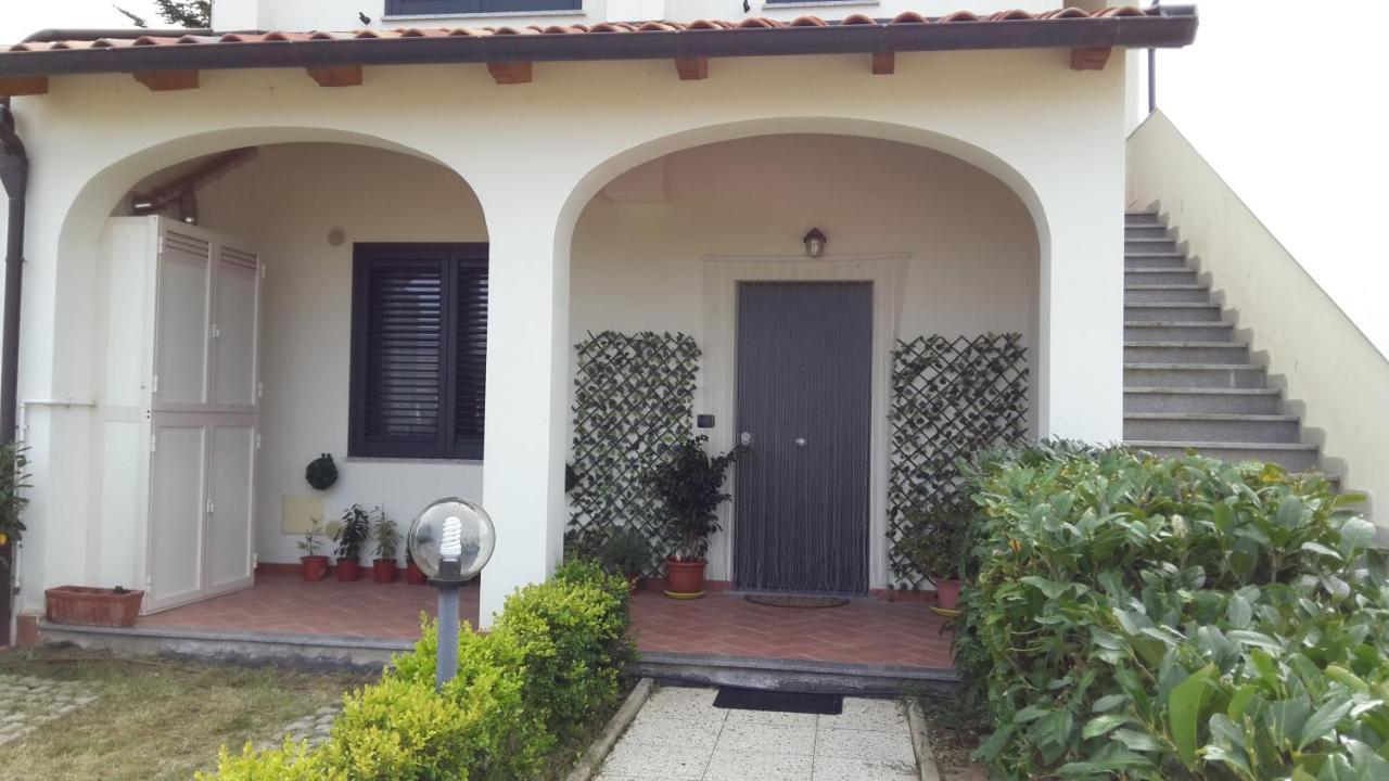 Borgo Nicoletta Case Per Le Vacanze Filandari Exterior foto